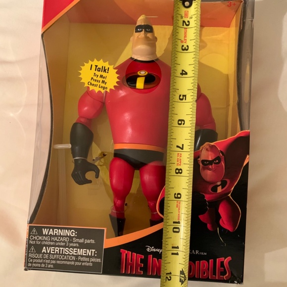 Incredibles NEW Mr Incredible Talking Action Figure - Picture 8 of 8
